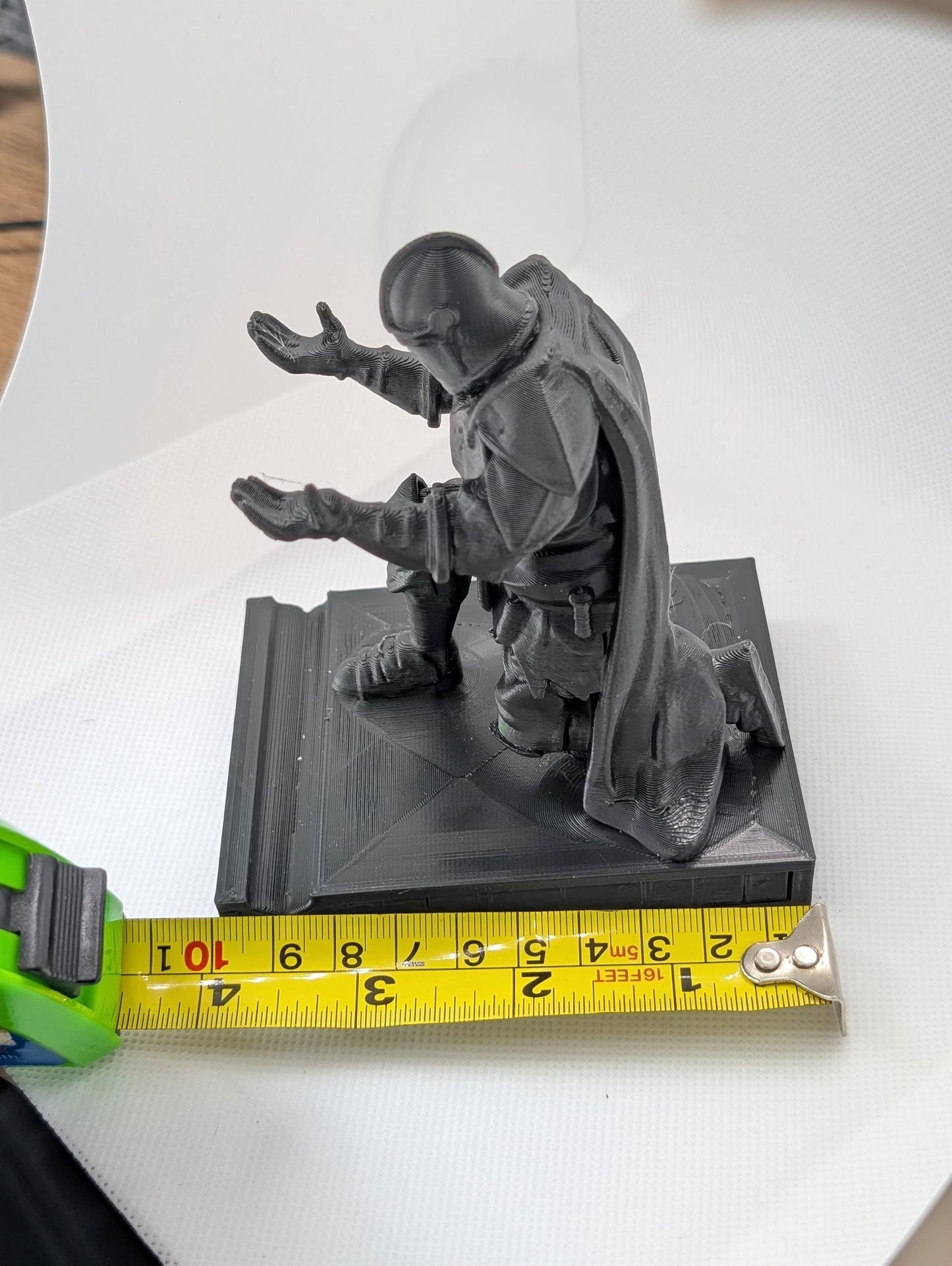 King’s Guard Knight Pen Holder | Medieval Desk Organizer | Black Office Pen Stand | Home Decor Gift for Him | Gothic Desk Accessory