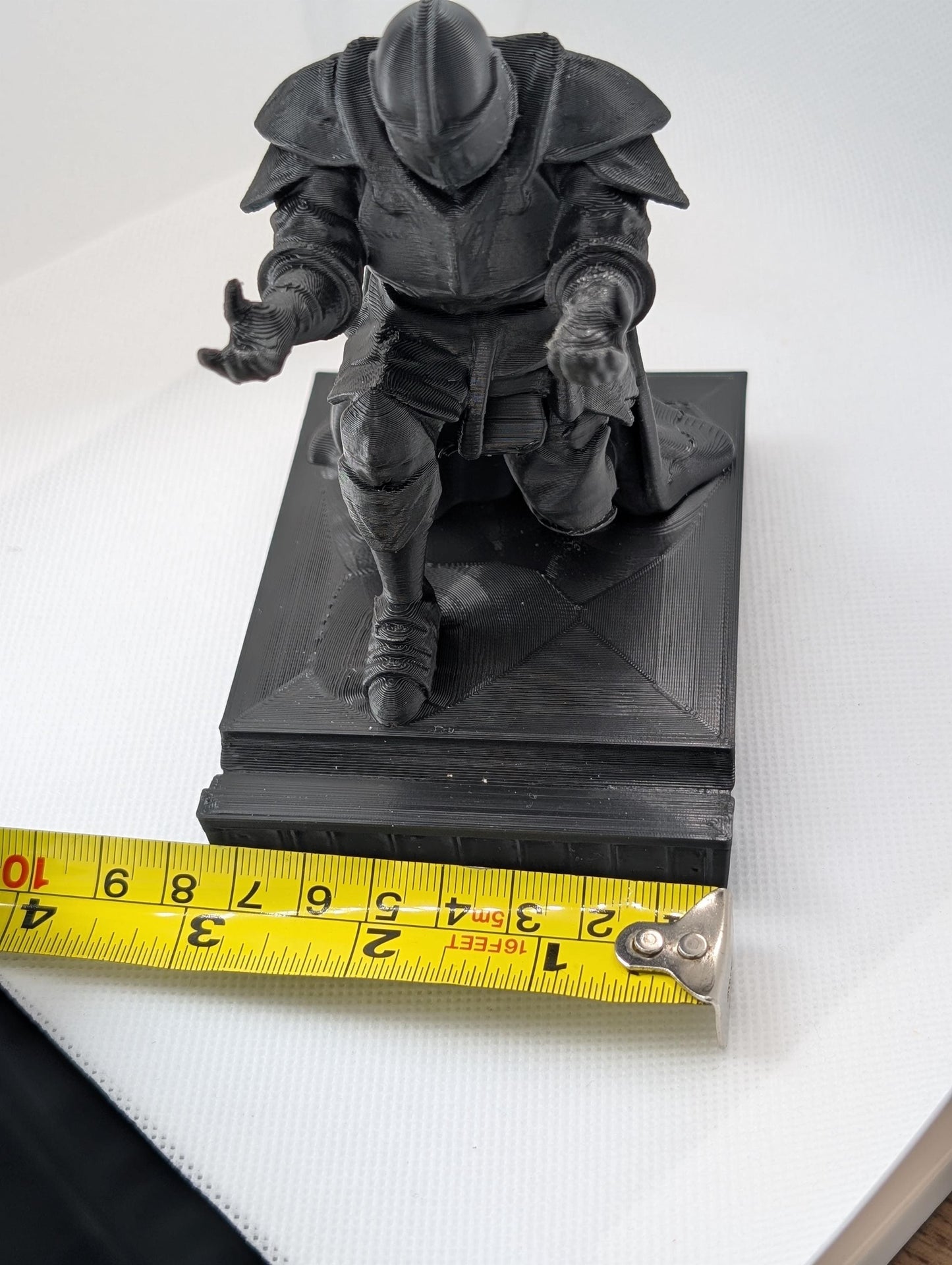 King’s Guard Knight Pen Holder | Medieval Desk Organizer | Black Office Pen Stand | Home Decor Gift for Him | Gothic Desk Accessory
