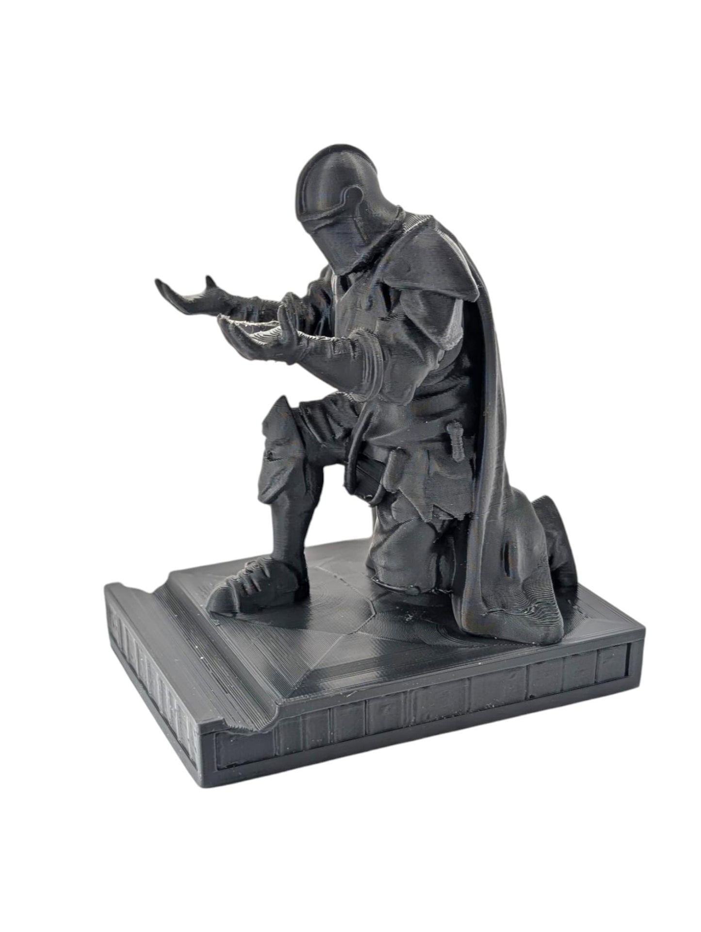 King’s Guard Knight Pen Holder | Medieval Desk Organizer | Black Office Pen Stand | Home Decor Gift for Him | Gothic Desk Accessory