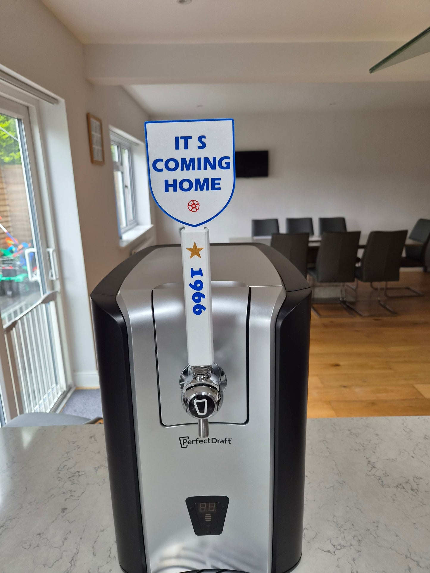 England football themed beer tap handle for PerfectDraft Pro, perfect accessory for football fans and home pubs